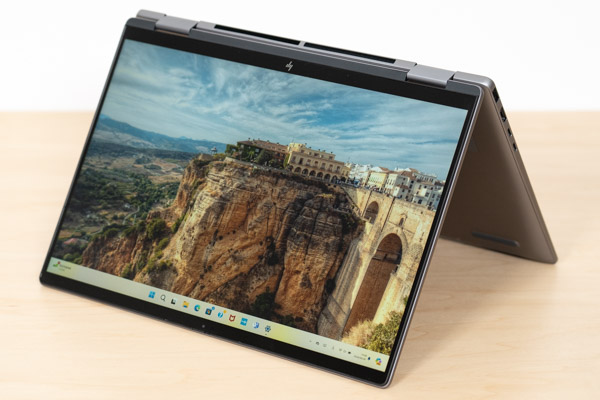 HP Envy x360 14-faの実機レビュー - Ryzen 8040 (HS) 搭載の2 in 1 PC