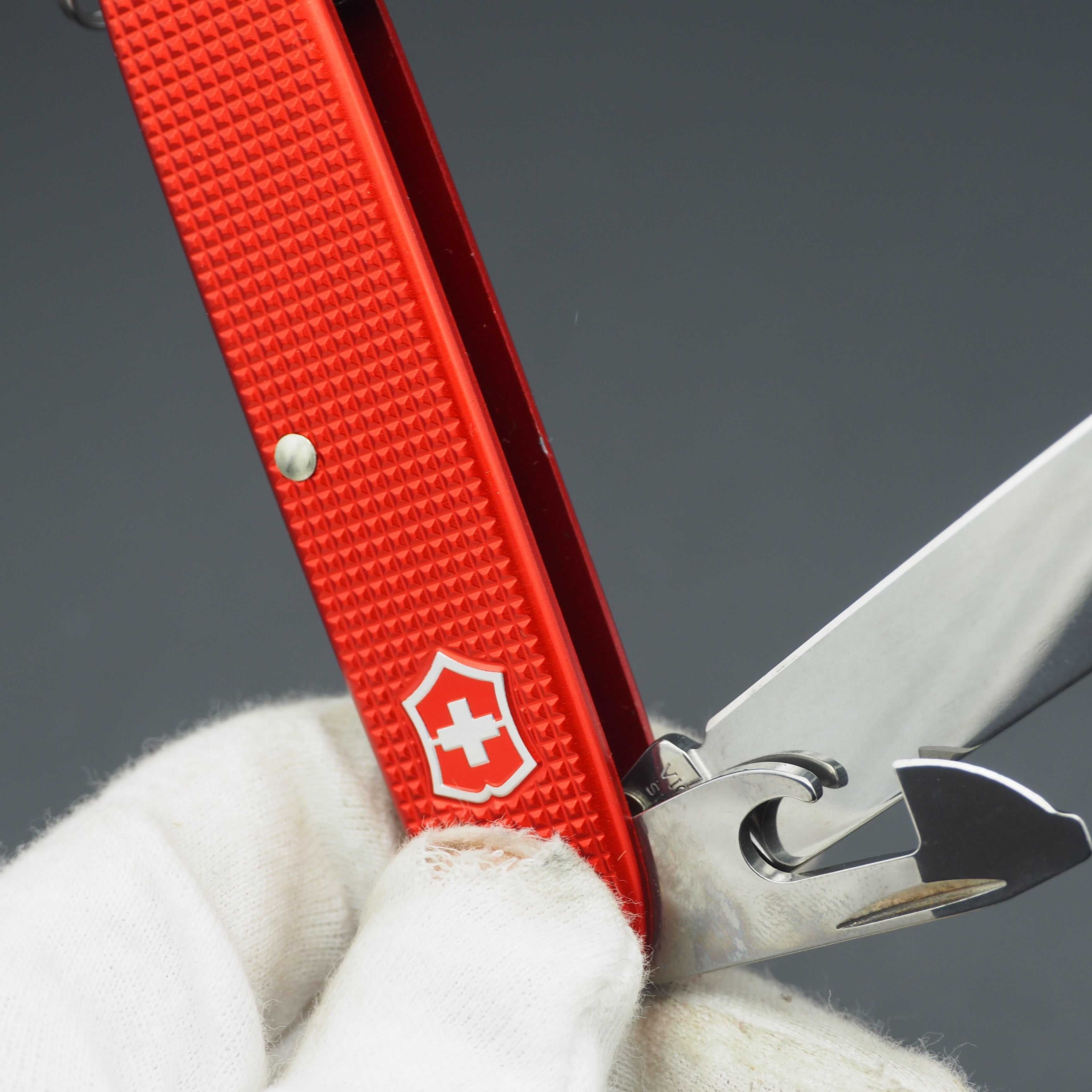 Victorinox Alox Limited Edition 2018 Pioneer 93mm Berry Red