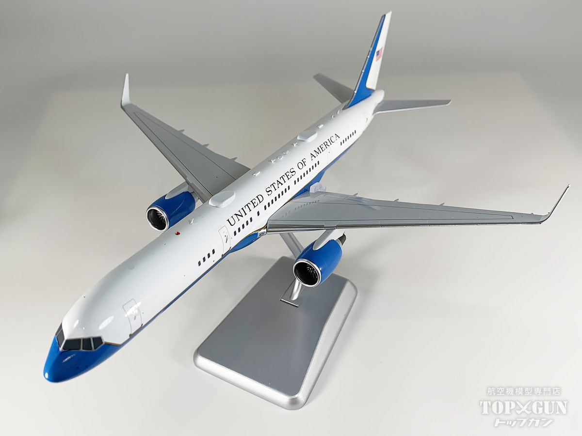 NG Models C-32A (757-200) アメリカ空軍 「equipped with PW2040