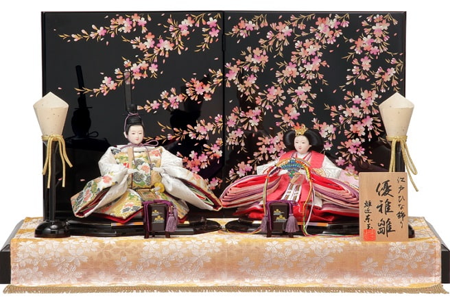 飾り台」と「屏風」次第で雛人形がより美しく | 人形の東玉