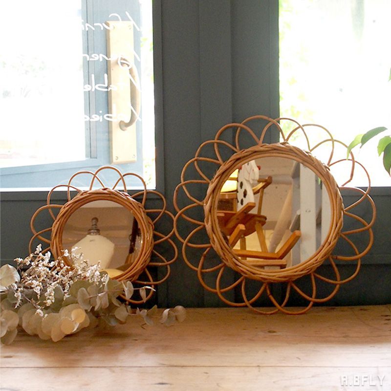 楽天市場】ミラー 鏡 壁掛け ウォールミラー フラワー 素朴 ラタン 籐