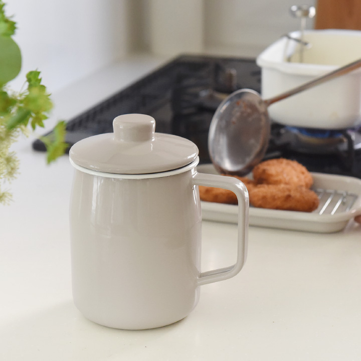 楽天市場】【一部アンジェ別注 】オイルポット ホーロー 1L 油入れ