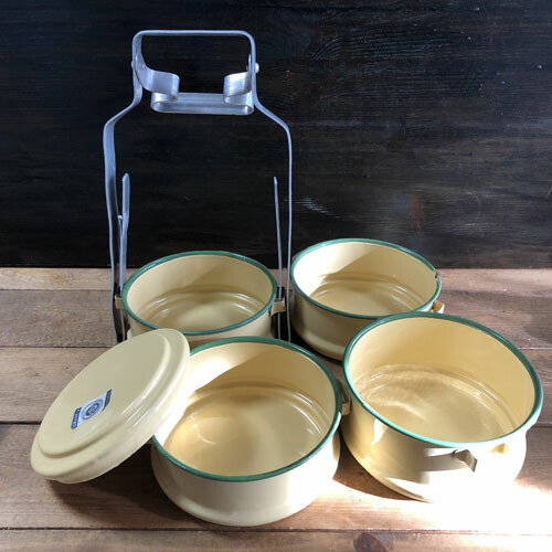 楽天市場】【4段式弁当箱 黄色】タイのお弁当箱ピントーホーロー弁当箱