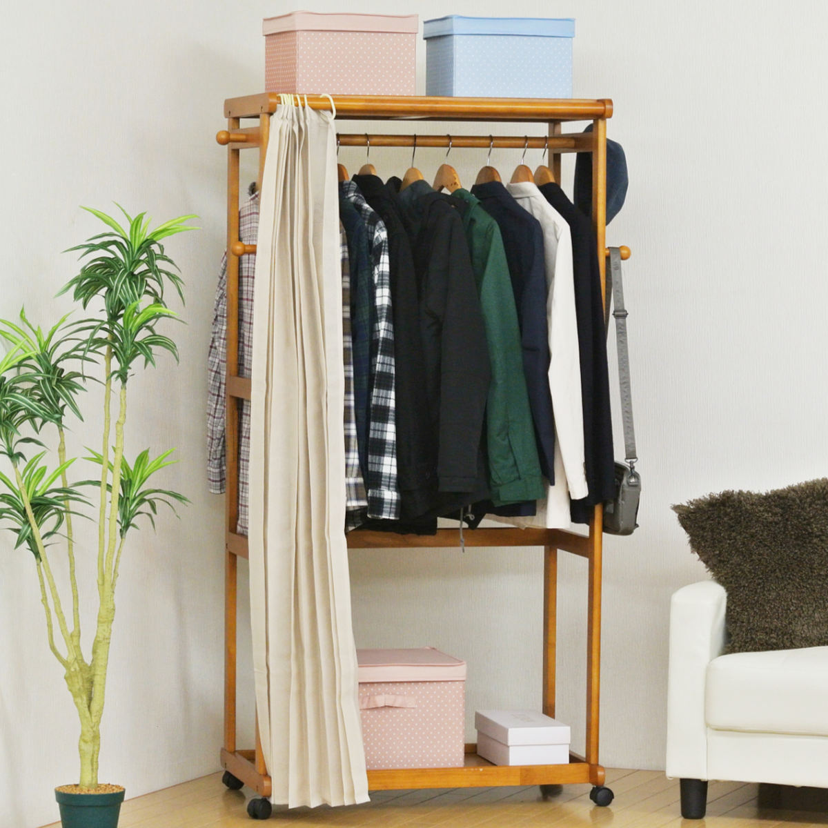 楽天市場】ハンガーラック カーテン付 幅92cm キャスター付 木製