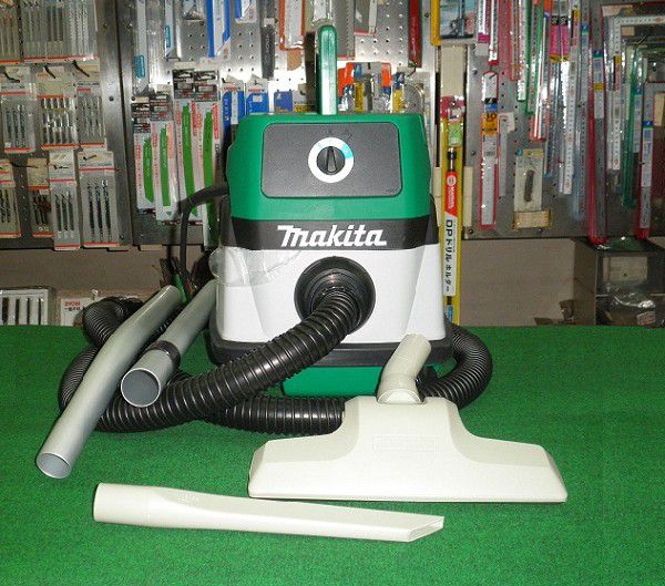 楽天市場】マキタ M442 乾湿両用集塵機 集じん量8L 消費電力1050W 吸引
