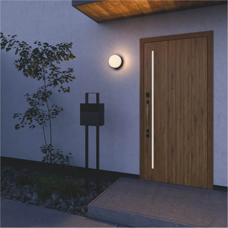 楽天市場】AU55627 人感センサ付玄関灯 LED防雨型ブラケット (60W相当