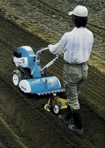 楽天市場】クボタ耕運機オプション 陽菜用 ニューイエロー培土機〔尾輪