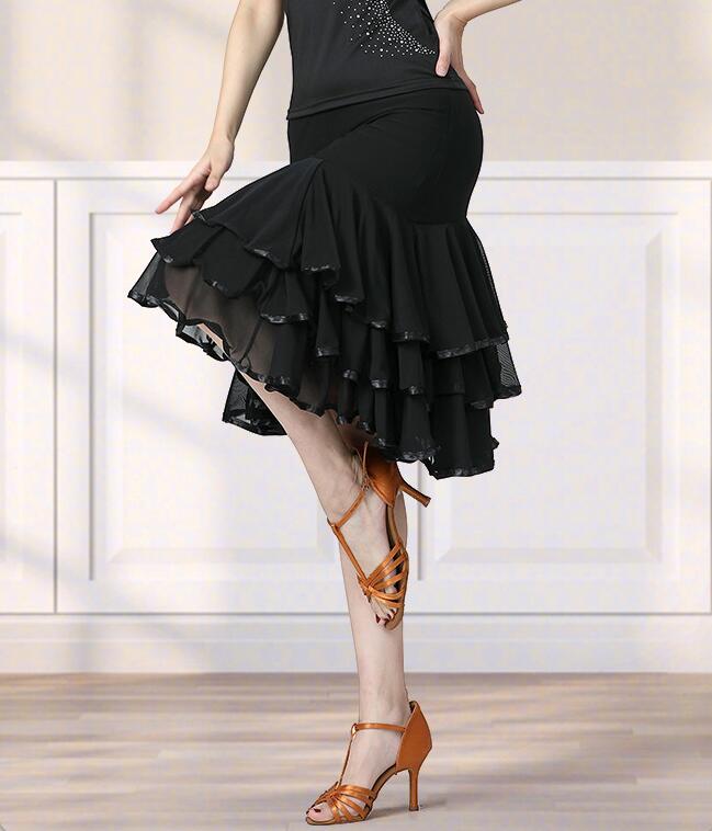 楽天市場】社交ダンス スカート ミドル丈 膝丈 チュールフリル3段重ね
