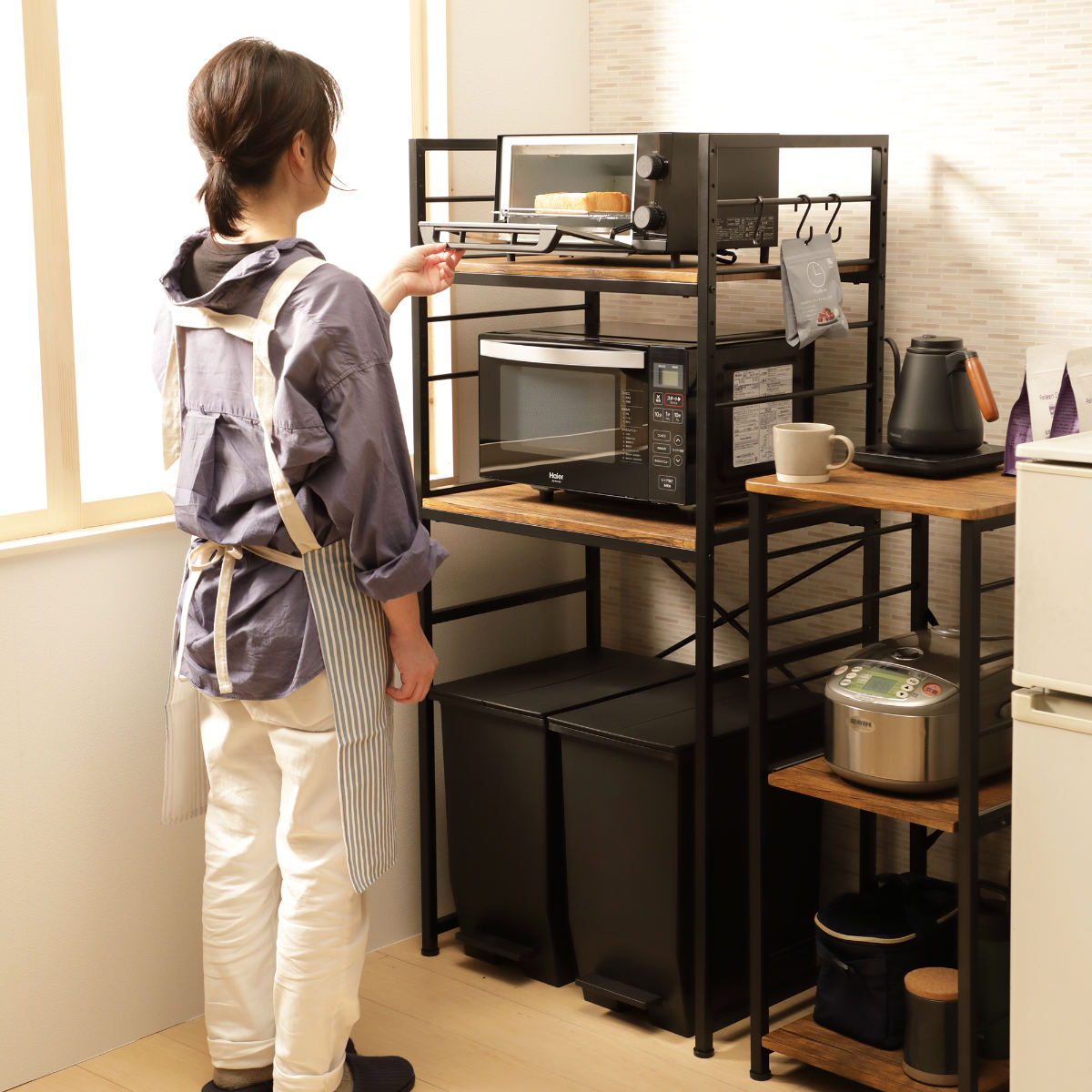 楽天市場】ゴミ箱上 レンジラック 幅64cm 可動棚 フック付 Like