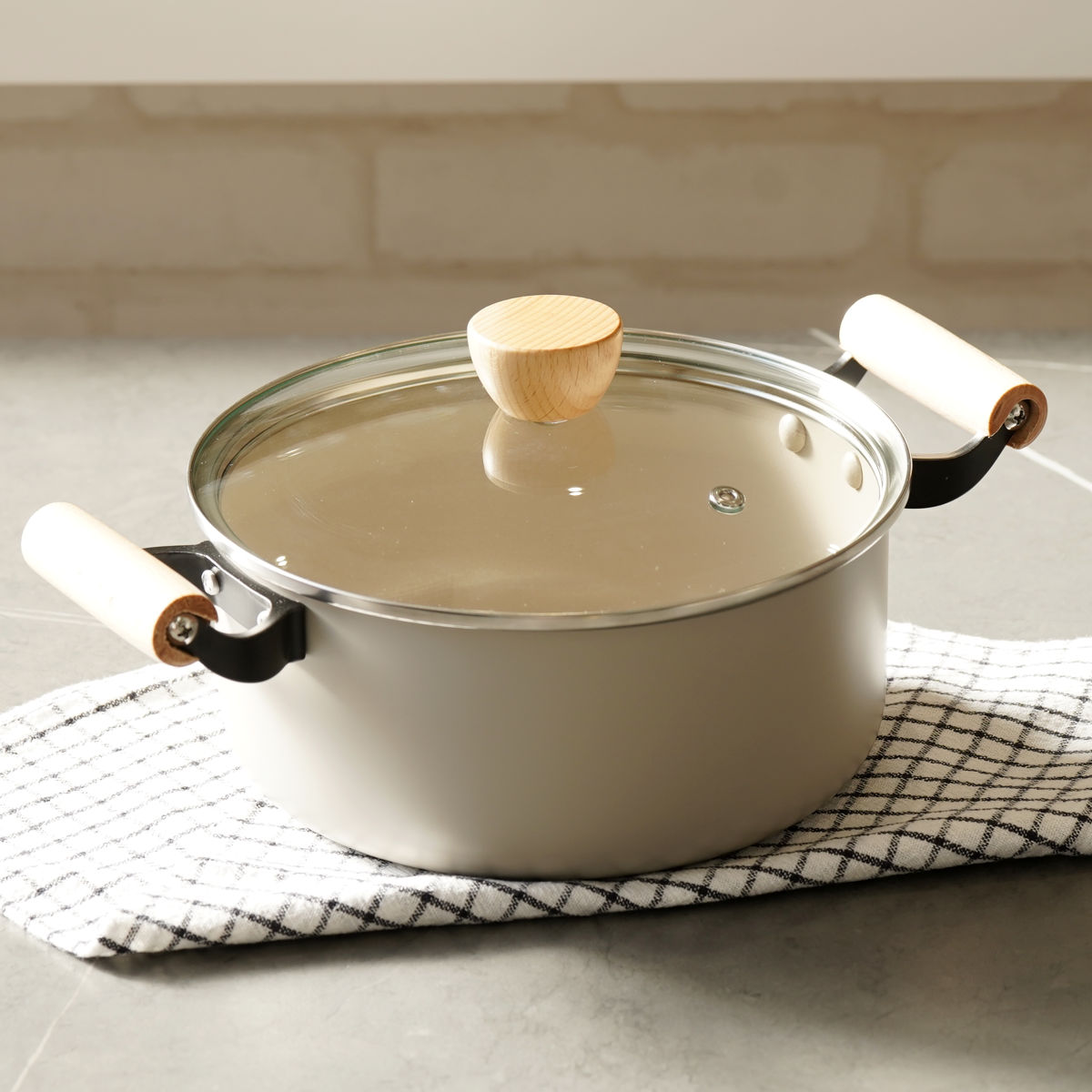 楽天市場】両手鍋 20cm 深型 IH対応 ガラス蓋付き スプル （ ガス火