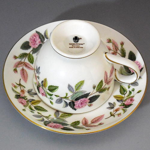 楽天市場】ウェッジウッド/WEDGWOOD 1959年 壺印 ハザウェイローズ