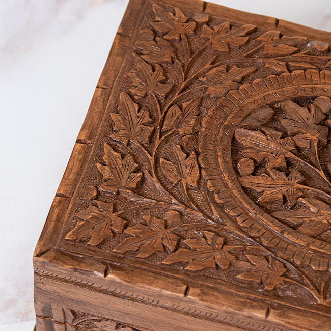 楽天市場】【送料無料】 【1点もの】カシミールの細密彫刻 ジュエル