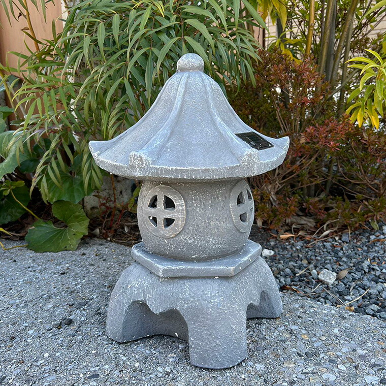 楽天市場】灯篭 石灯篭 光る ソーラー 石 灯篭 とうろう 和風 灯籠