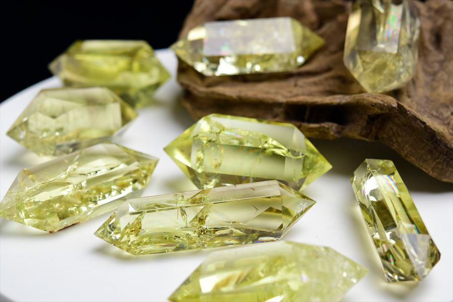 楽天市場】虹入り シトリン ダブルポイント 両剣黄水晶 □種類お任せ