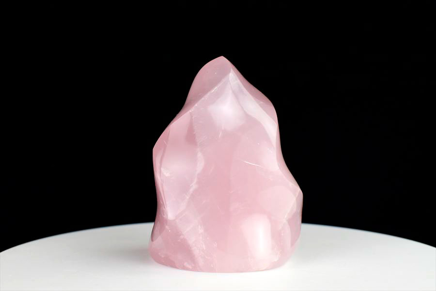 楽天市場】ローズクォーツ 紅石英 置物 スパイラル フレーム型