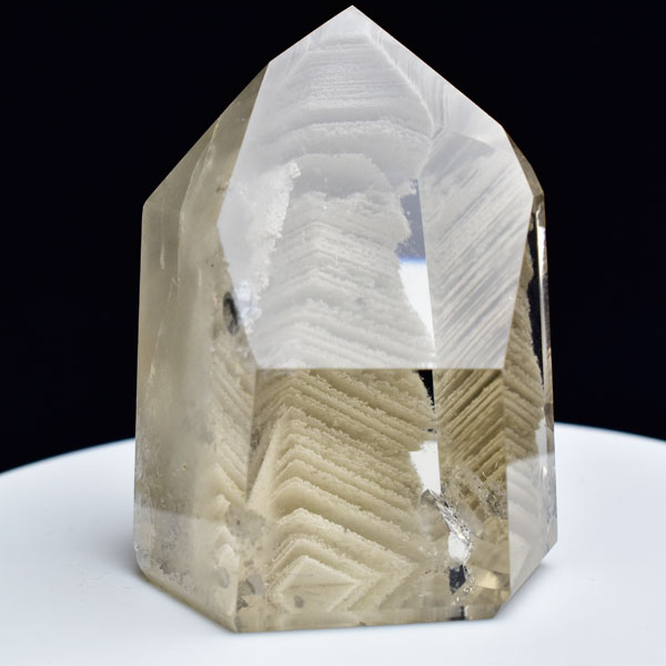 楽天市場】ガーデンファントム クォーツ ポイント 庭園水晶□ブラジル