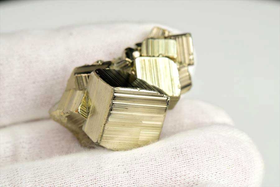 楽天市場】◇CUBO Huanzala◇ パイライト EXグレード 黄鉄鉱