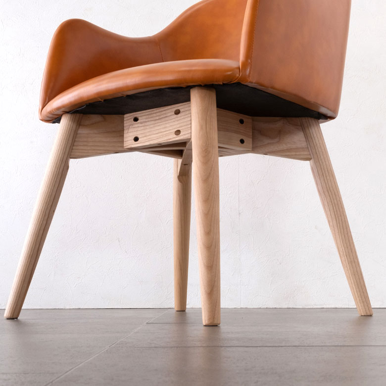 楽天市場】ダイニングチェア ソフトレザー ブラウン キャメル 肘掛付き