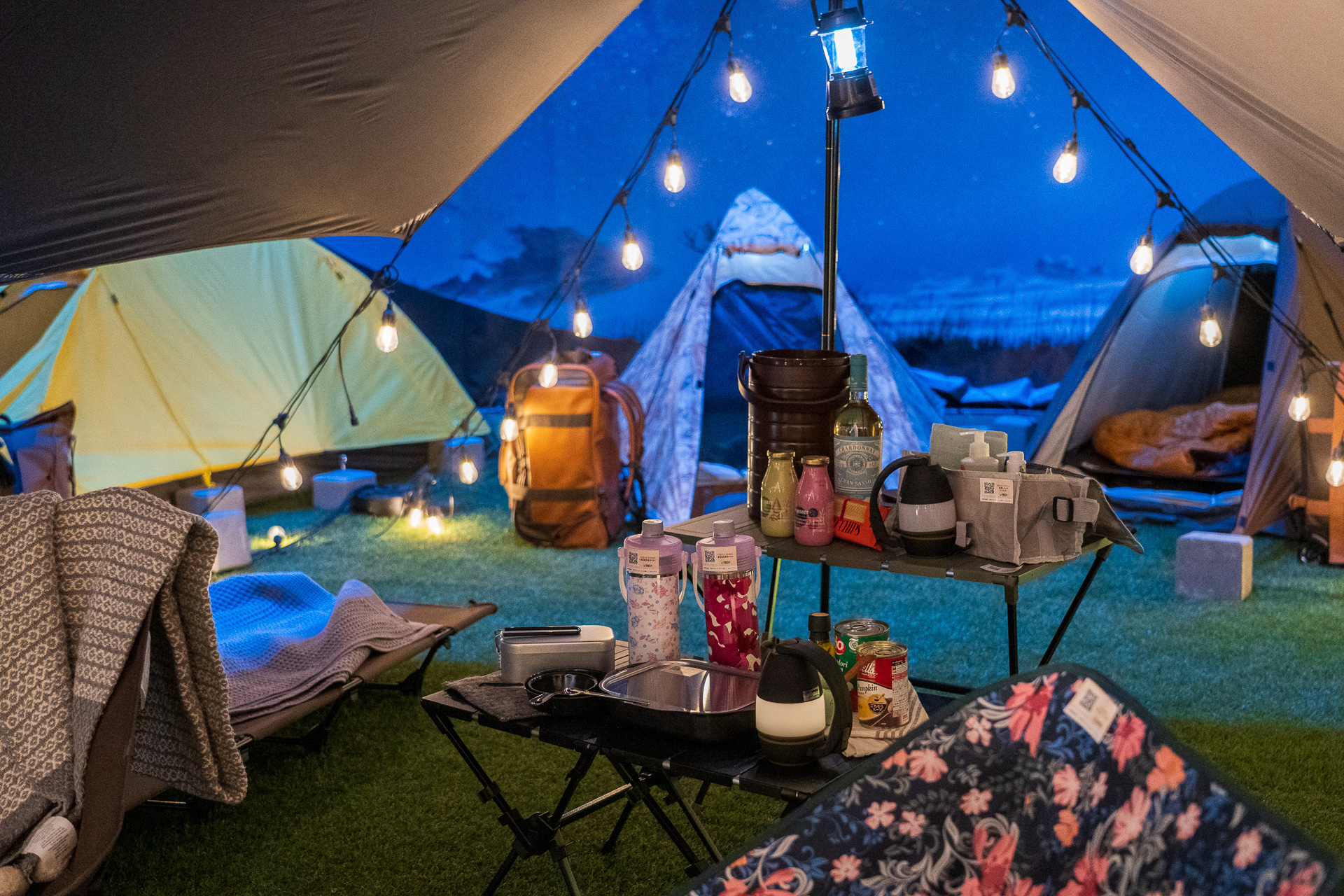 ワークマン、キャンプギアの本格展開スタート！ 1万円以下でお釣りが