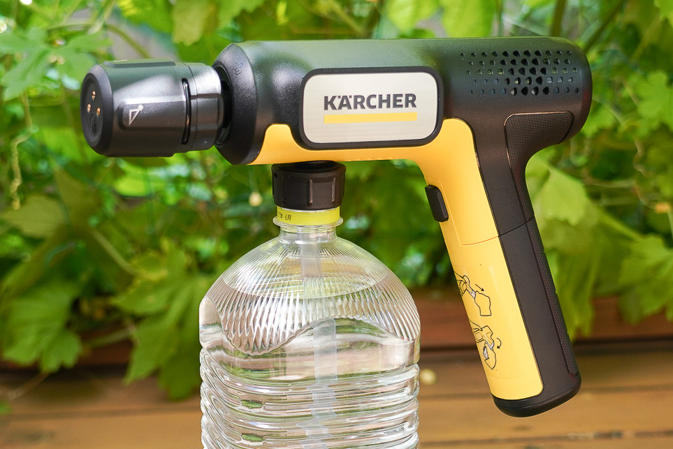 ケルヒャーのモバイル高圧洗浄機「ハンディエア」は本日発売。実機の