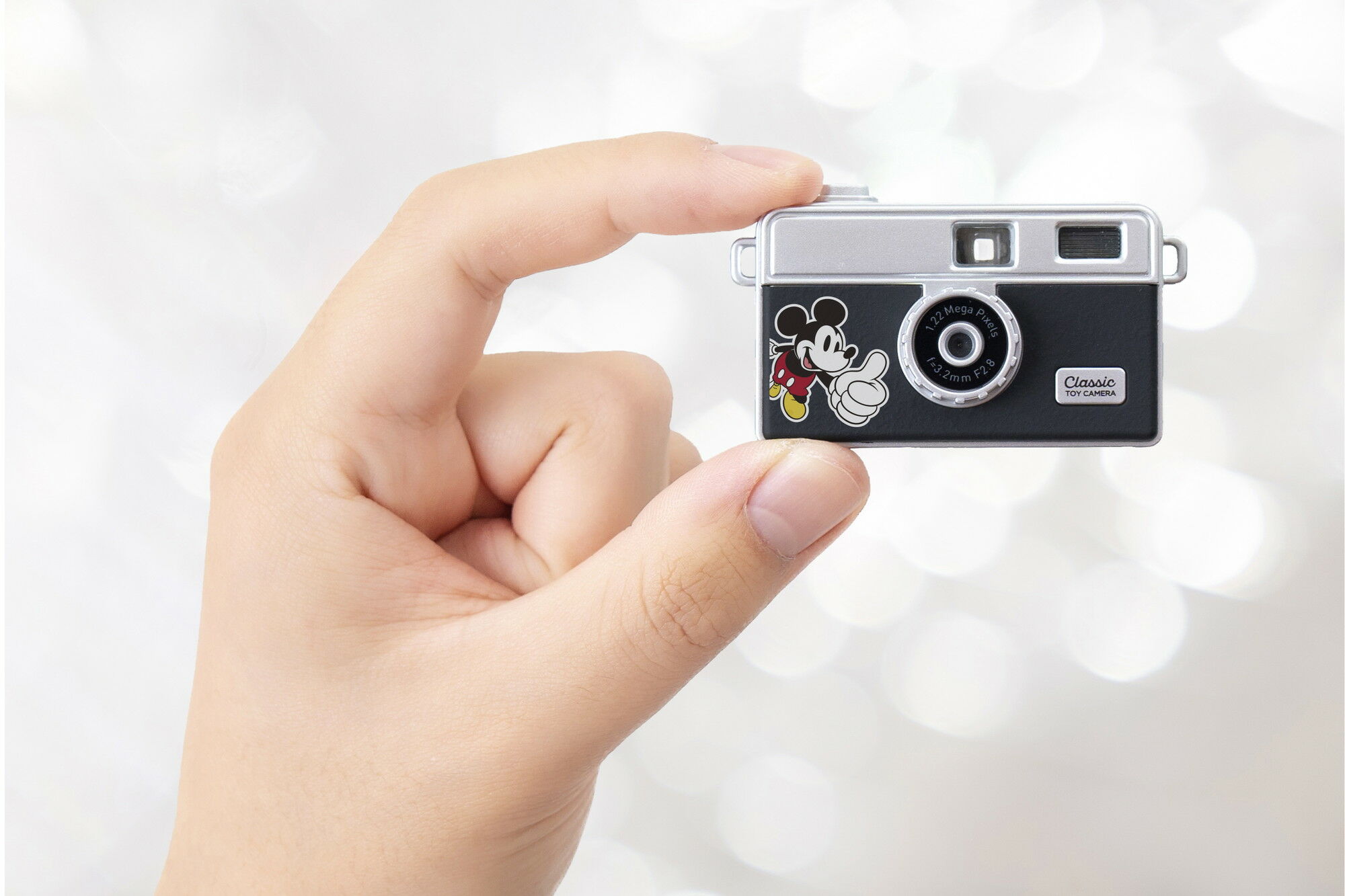 ディズニーキャラの声が流れる「超小型トイカメラ」。ミッキー/プー