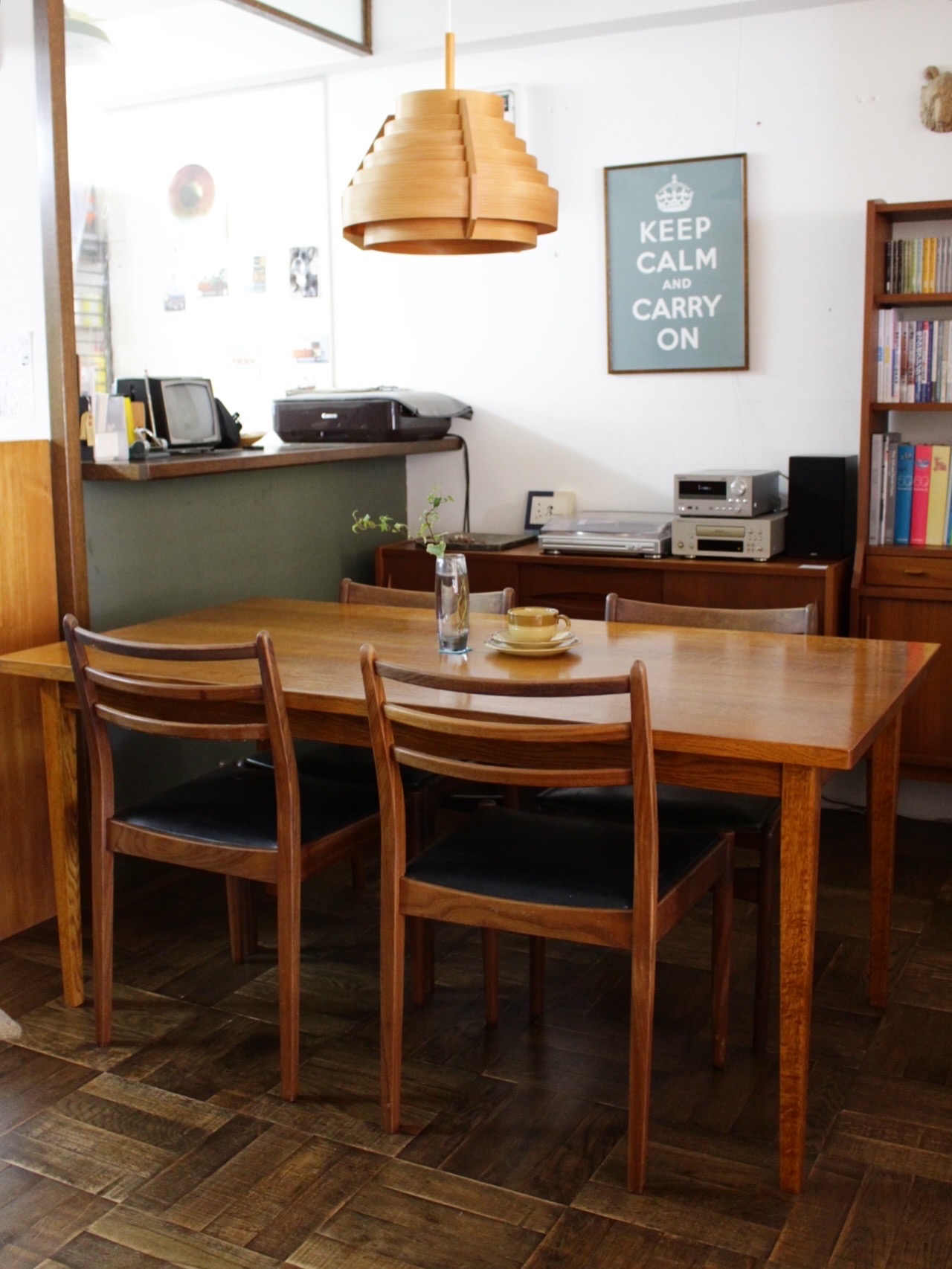 STANDARD TRADE. Re-SALE品 ダイングテーブル入荷！ – transista