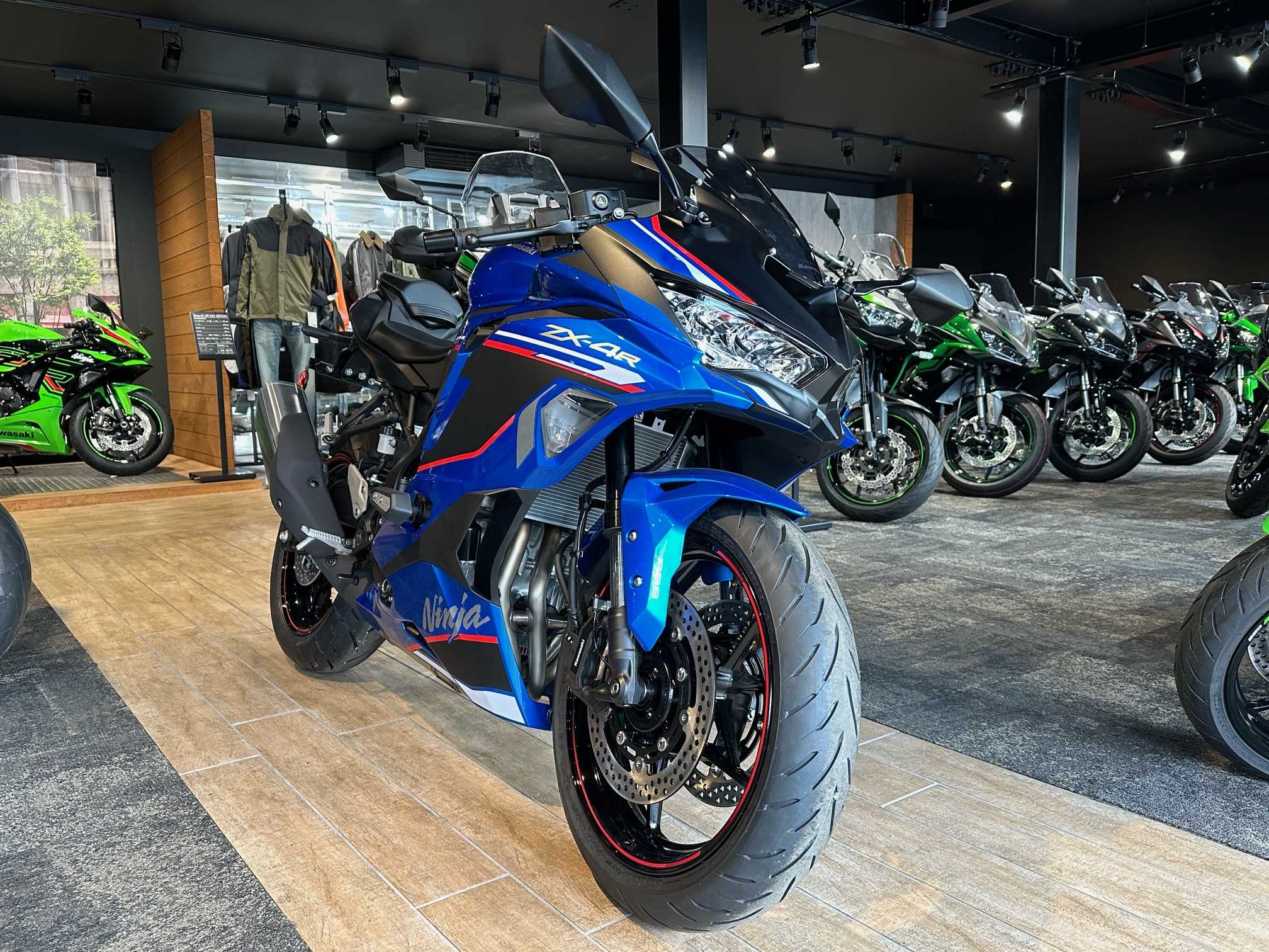 2024年モデル「Ninja ZX-4R SE」ご紹介可能です！ [最新情報] | U