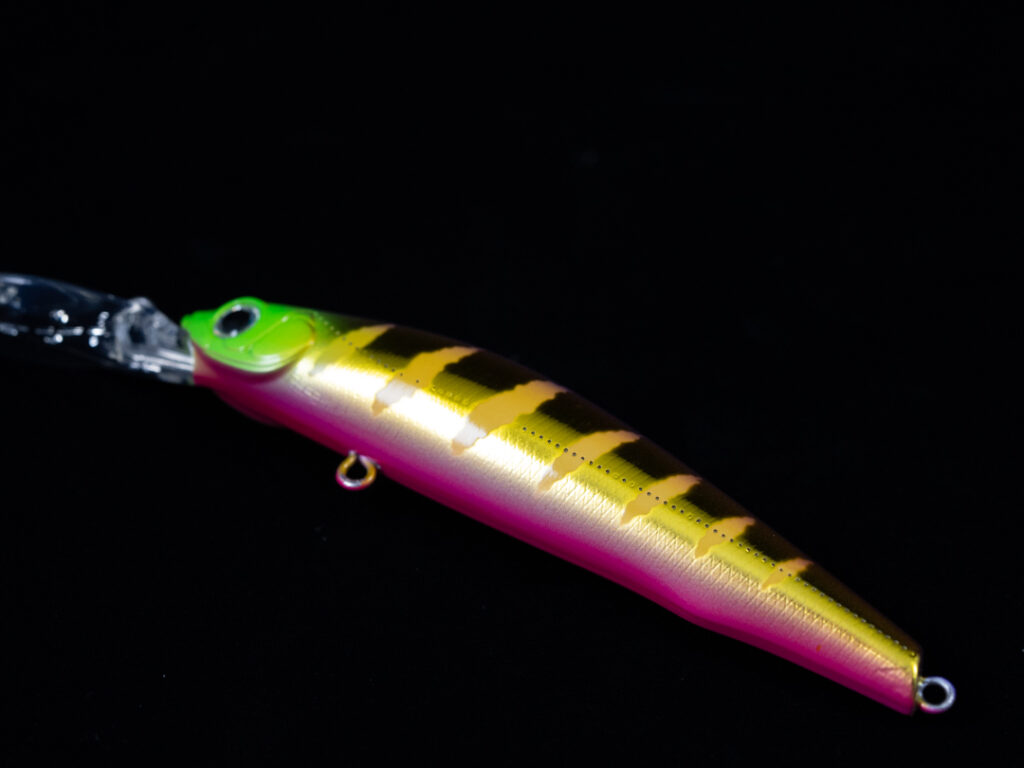 シュガー2/3ディープSG92F 極カラー「極桜舞」 | UOYA FISHING（釣具