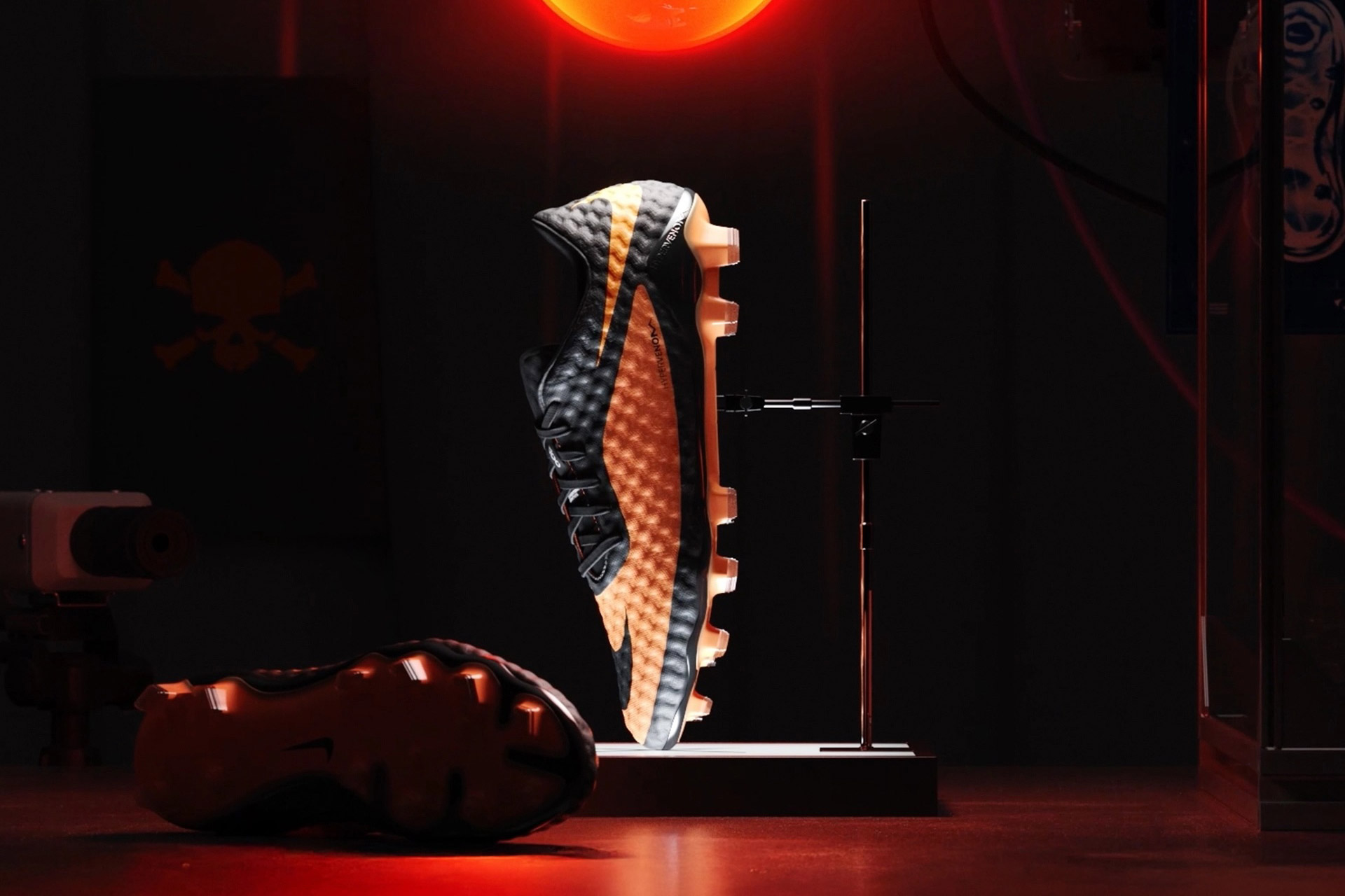 ナイキ ハイパーヴェノム ファントム RGN SE サッカースパイク | Uncrate