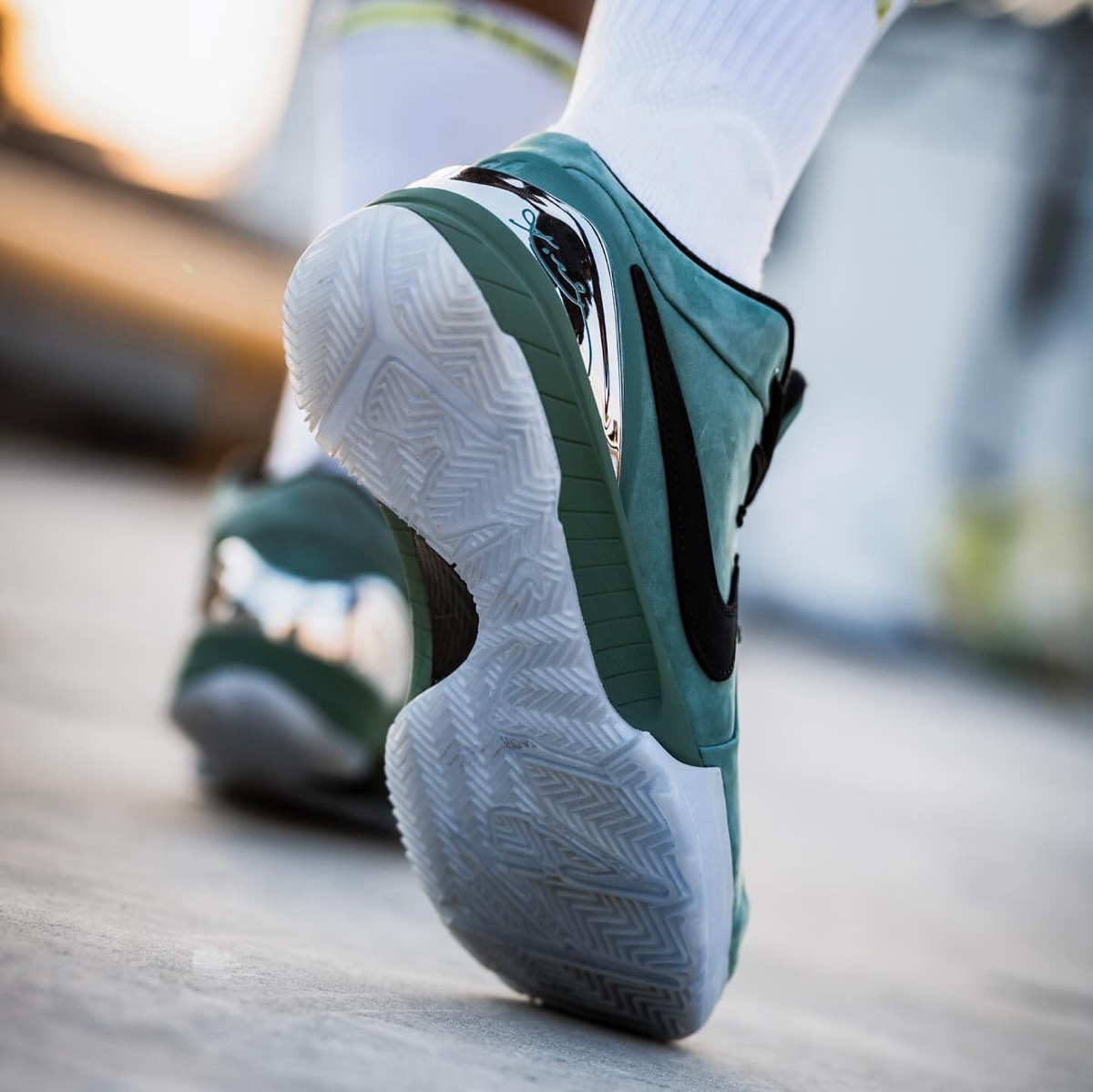 Nike Kobe 4 Protro “Girl Dad”が国内6月7日に発売［FQ3545-300］ | UP