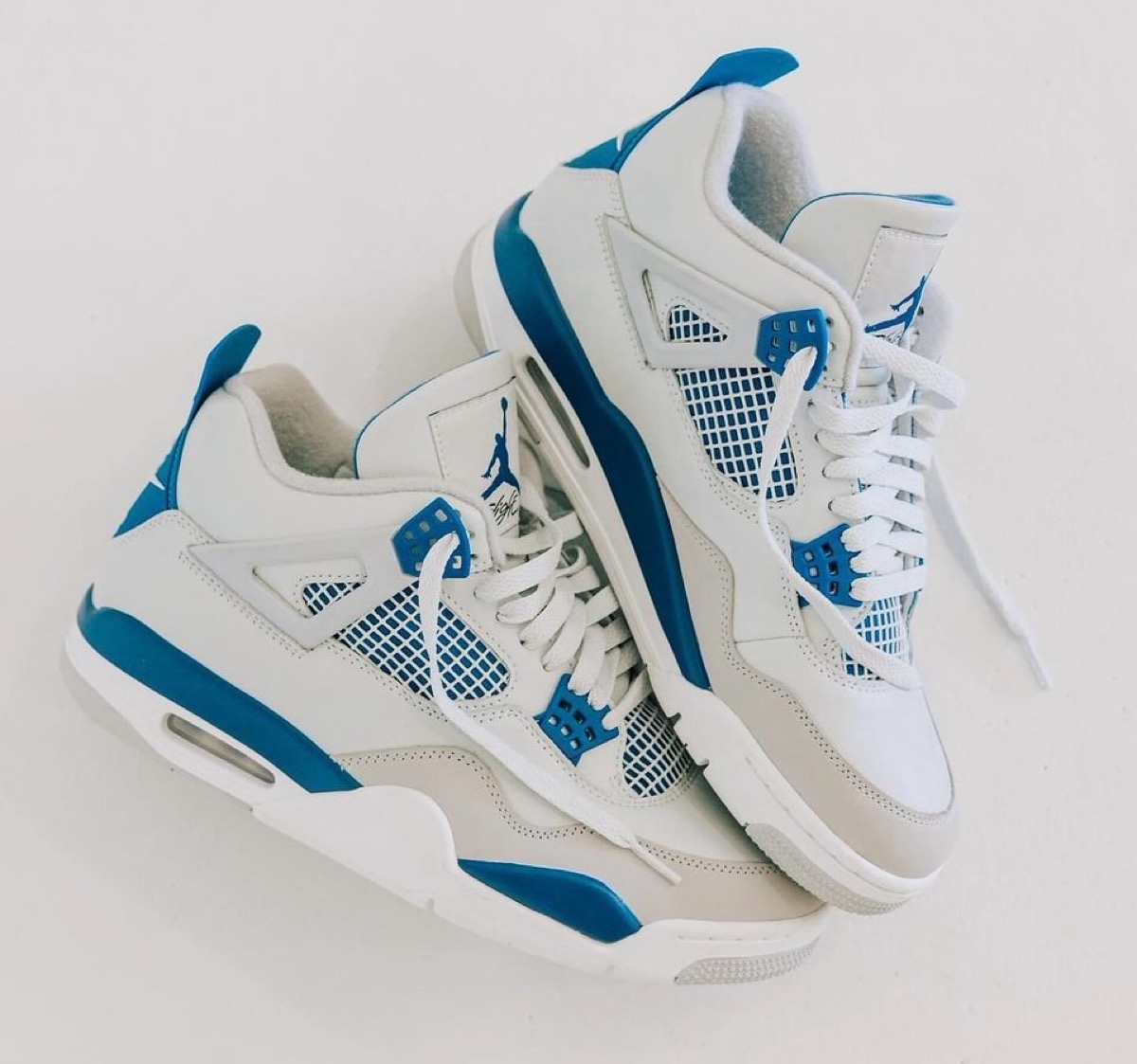 Nike Air Jordan 4 Retro “Military Blue”が国内5月4日に復刻発売