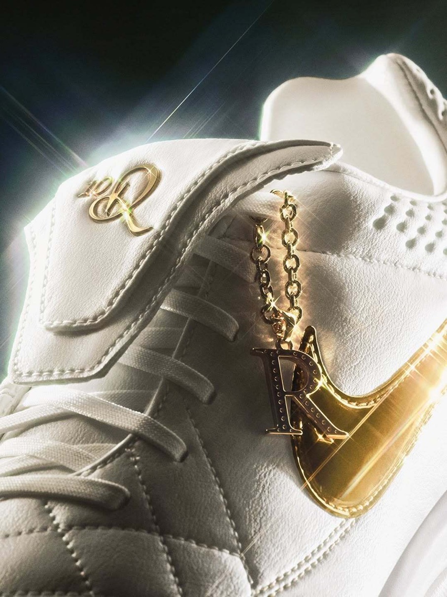 Ronaldinho x Nike Tiempo Legend FG SE “Touch of Gold”が国内12月10