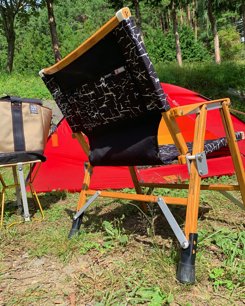 おしゃれキャンパーの間で人気急増中のギア「マイスターシート」の魅力