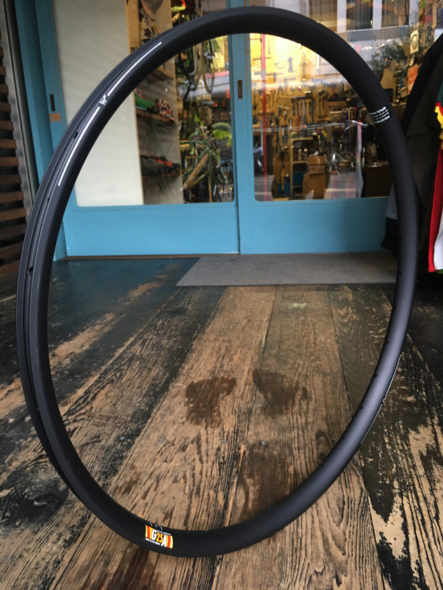 White Industries G25A 650b - whoo bicycles