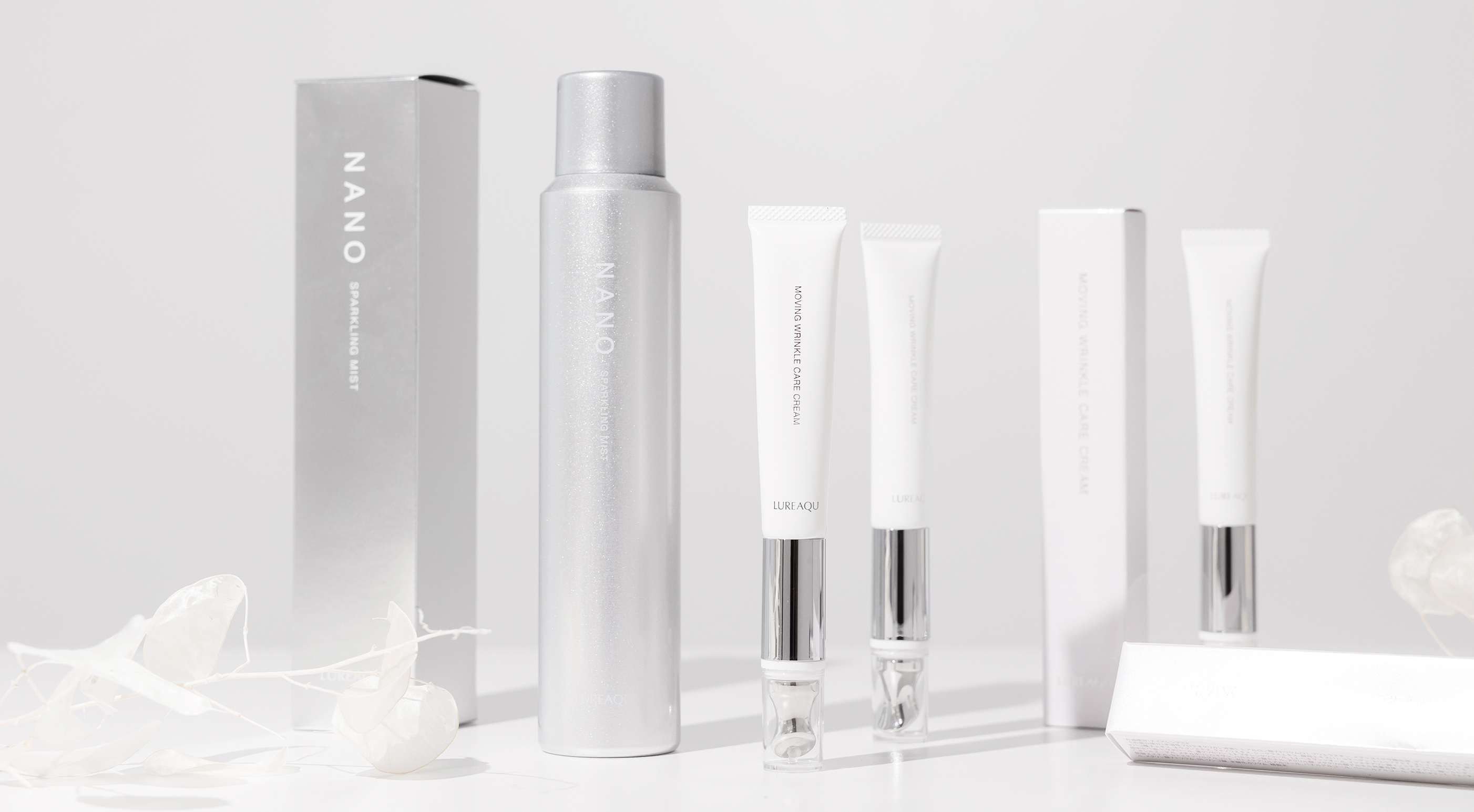 目もとに、弾む美しさを。「美白シワ改善！美顔器一体型アイクリーム