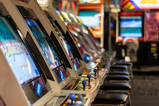 レトロゲーム専門フロア「RETRO:G」が，セガ秋葉原3号館にオープン