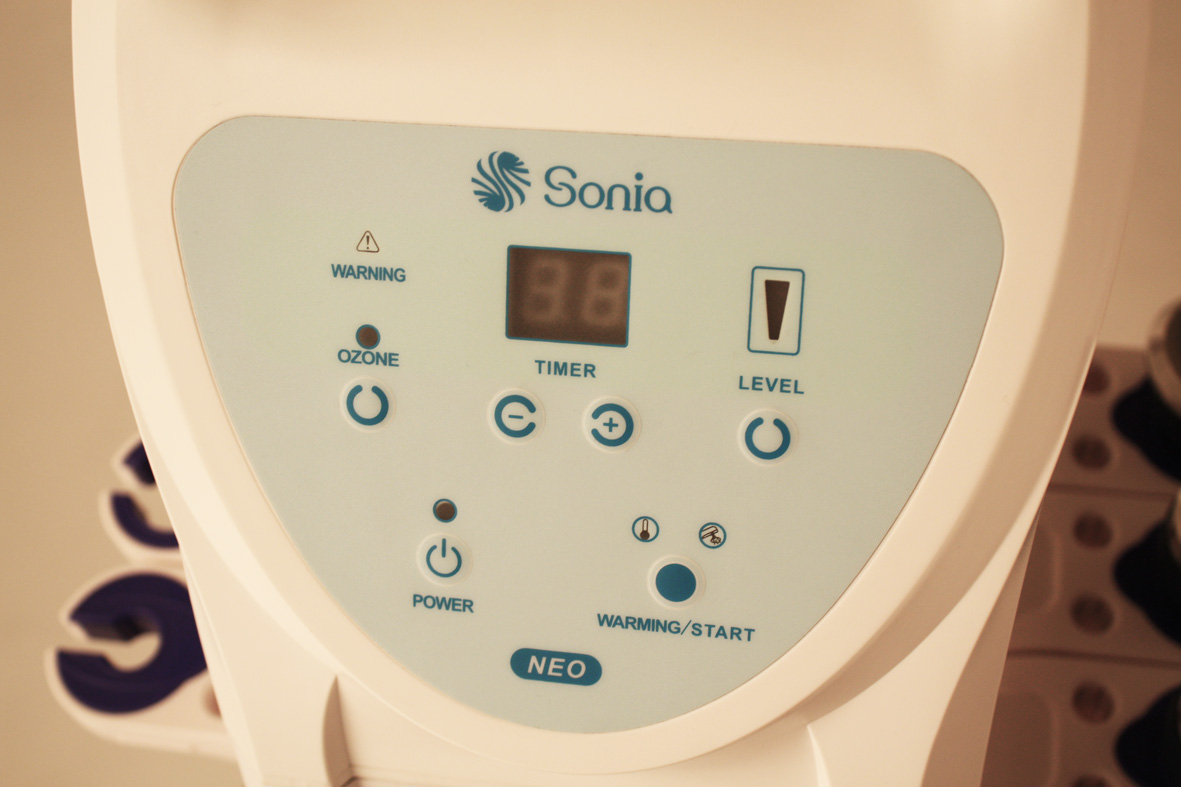 NEO-405 ソニアネオ4機能複合美顔機 | 株式会社フィフティ