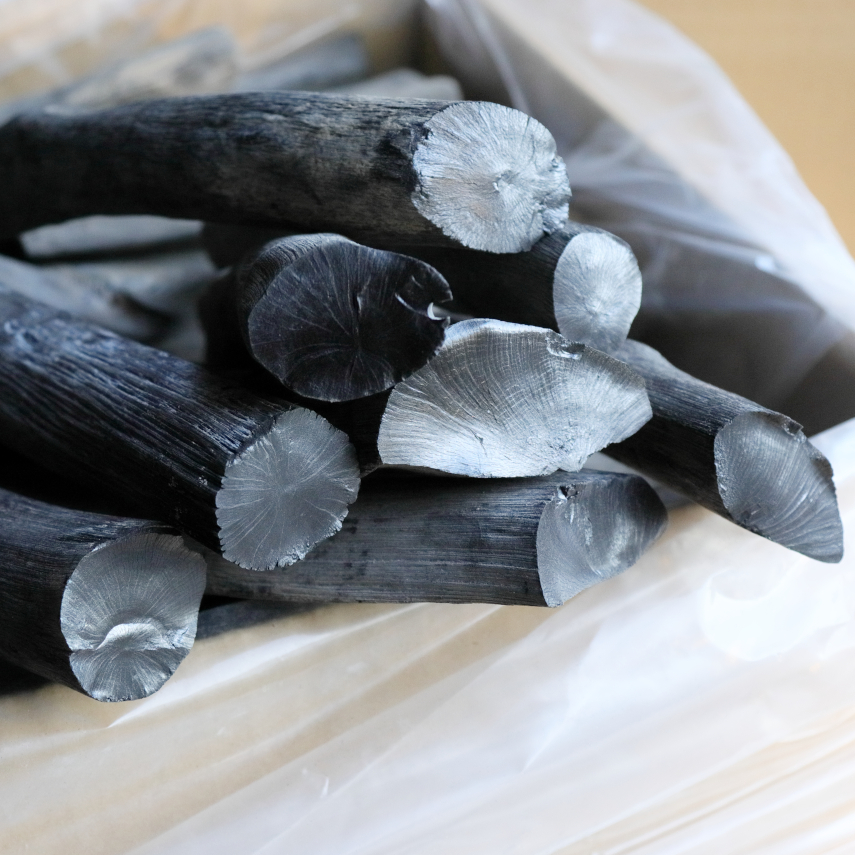 紀州備長炭 業務用 馬目 切丸・切半丸15kg | 紀州備長炭｜和歌山の窯元