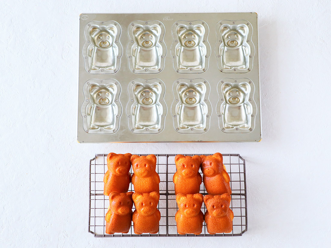 松永製作所 シルバー熊五郎天板 8P | その他のマドレーヌ