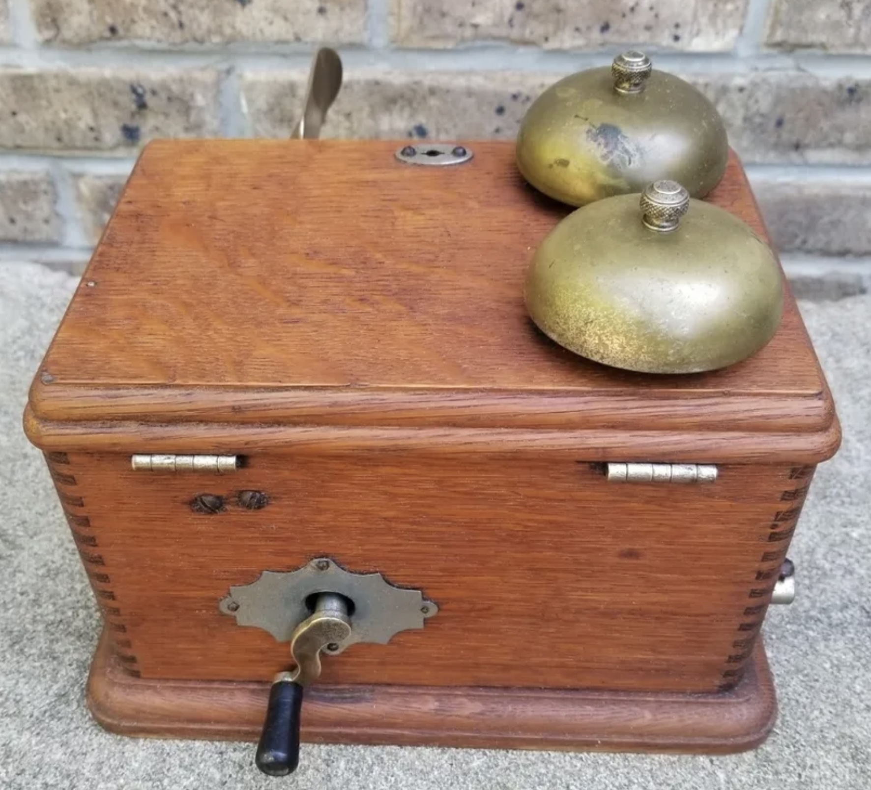 1895 Viaduct Paddle Telephone