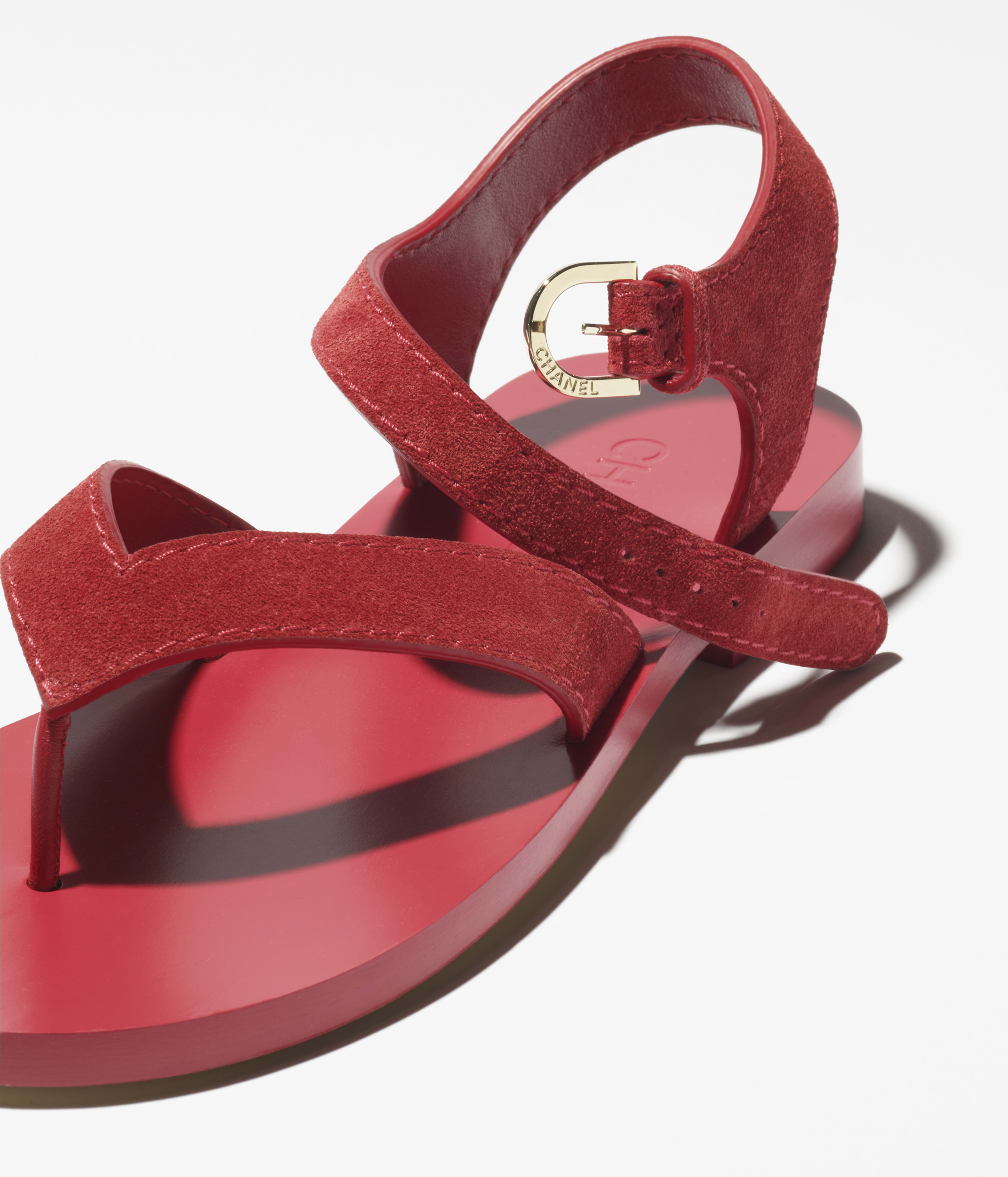 サンダル - スウェード カーフスキン、レッド — ファッション | CHANEL