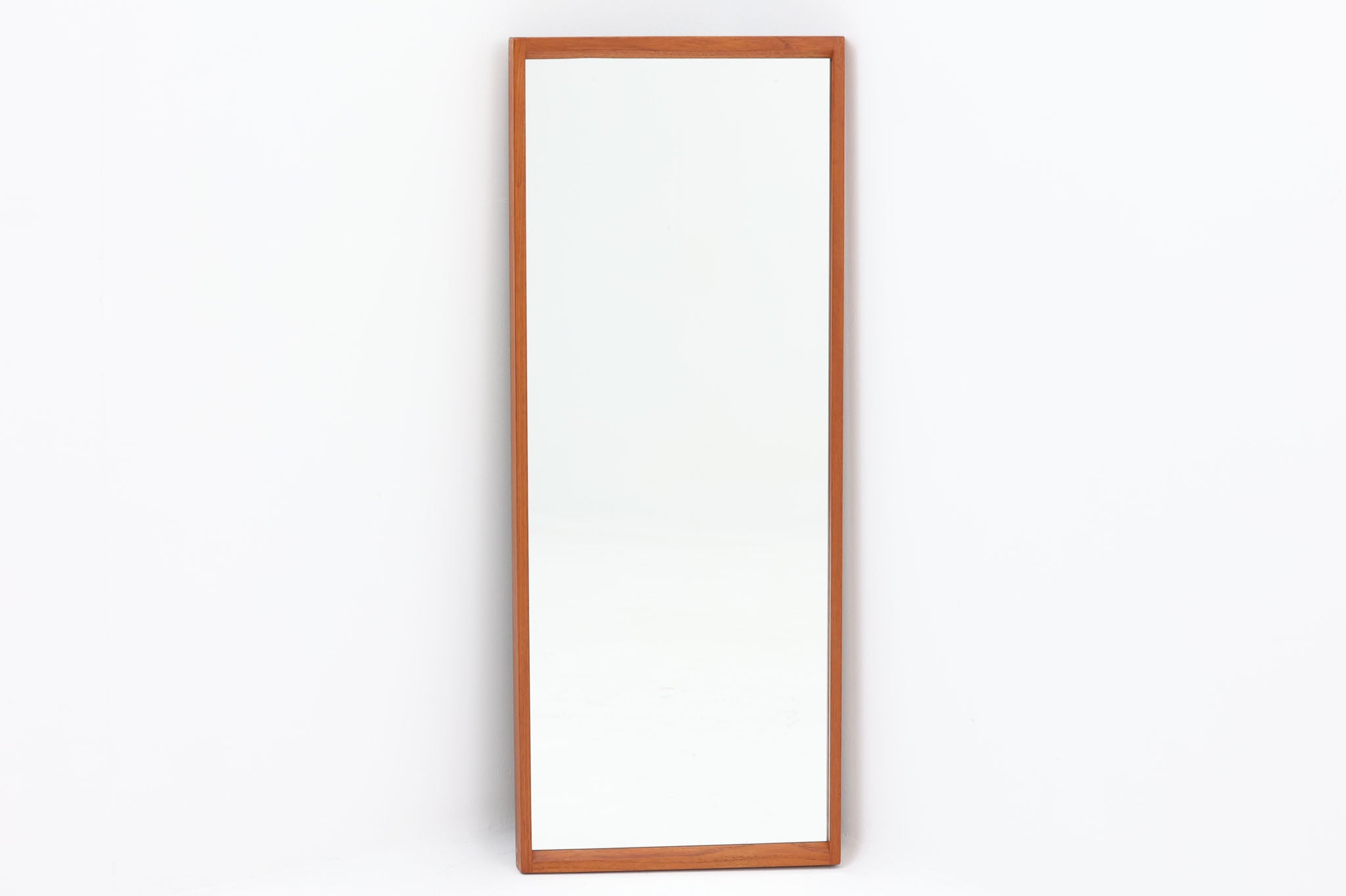 北欧ビンテージ アクセサリー ミラー | 洗練されたデザインと実用性が