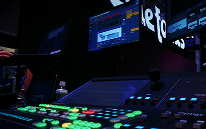 40インチ液晶ディスプレイ | PN-M401 | 株式会社シネ・フォーカス