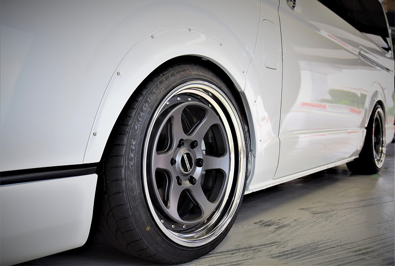 ES オーバーフェンダー(25mm) ABS製 □ハイエース/レジアスエース 全車