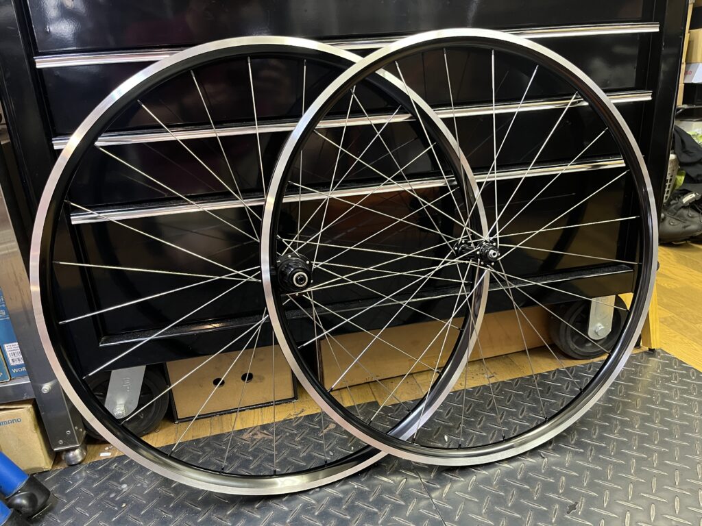 手組ホイールのご注文を頂きました。 - CYKICKS|名古屋の自転車屋