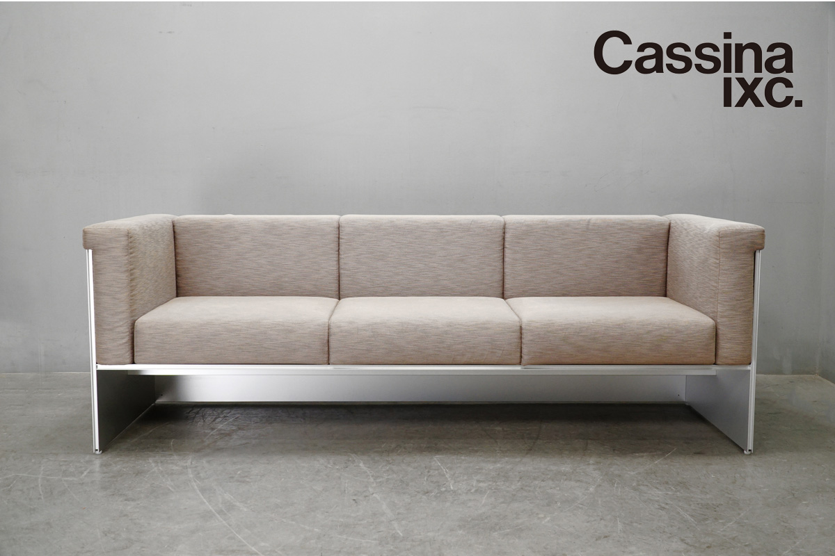 Cassina ixc. AIR FRAME 3001（エアーフレーム）3シーターソファ