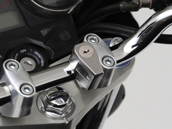 ヘルメットロックホルダー - DAYTONA | アンバーピース