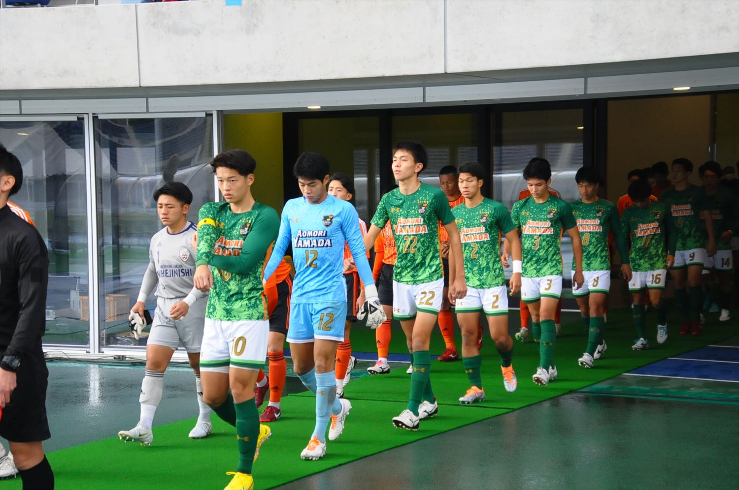 サッカー部 選手権予選26年連続28回目の優勝！│青森山田高等学校 学校