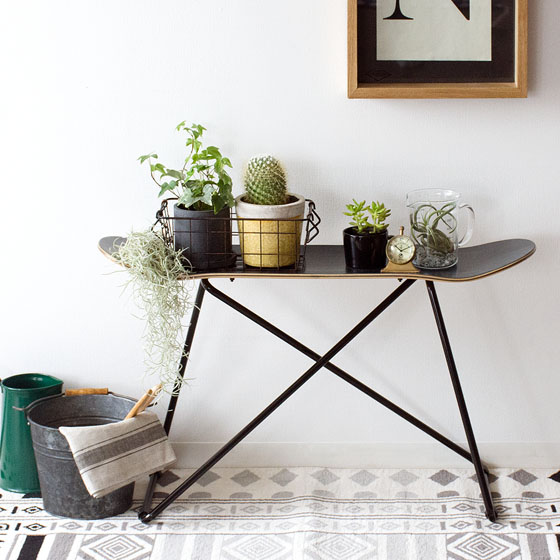 スケートボードスツール Ollie(オーリー) | 家具・インテリア通販