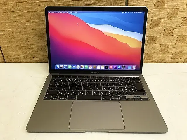 東京都 目黒区にて Apple MacBook Air A2337 M1 2020 メモリ16GB 1TB